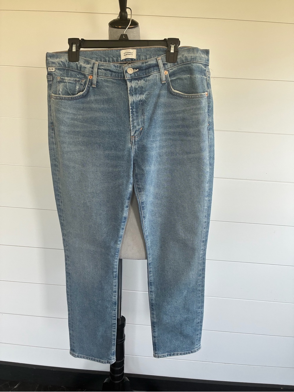 Citizens of Humanity slim-straight Skyla jeans, Sz 32x28 NWOT/0401